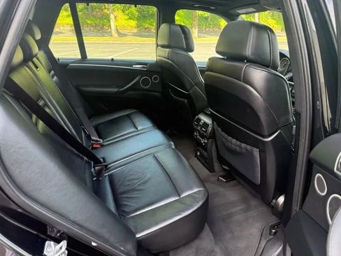 Used 2013 BMW X5 M image 14