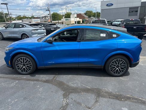 New 2025 Ford Mustang Mach-E Premium image 9