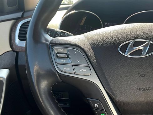 Used 2017 Hyundai Santa Fe FWD w/ SE Ultimate Tech Package 03 image 13