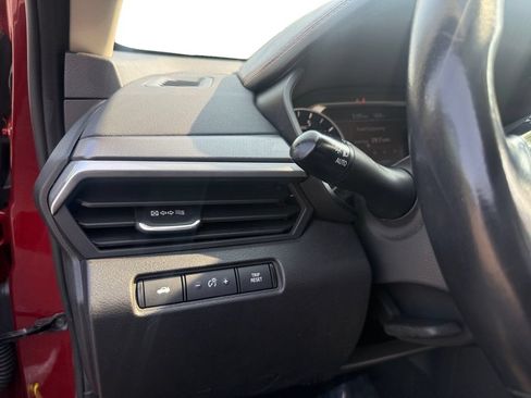 Used 2023 Nissan Altima 2.5 SR FWD image 13