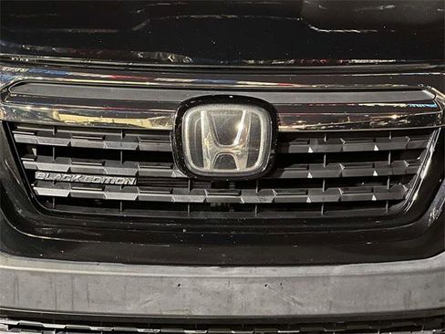 Used 2017 Honda Ridgeline Black Edition image 7