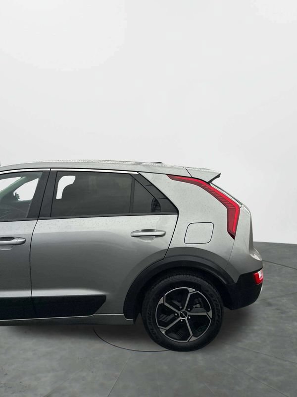 Used 2023 Kia Niro LX FWD image 34