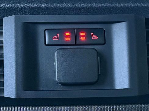 Used 2024 Ford F150 Platinum w/ Equipment Group 702A High image 25