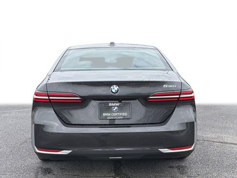 Certified 2025 BMW 530i w/ Premium Package image 27