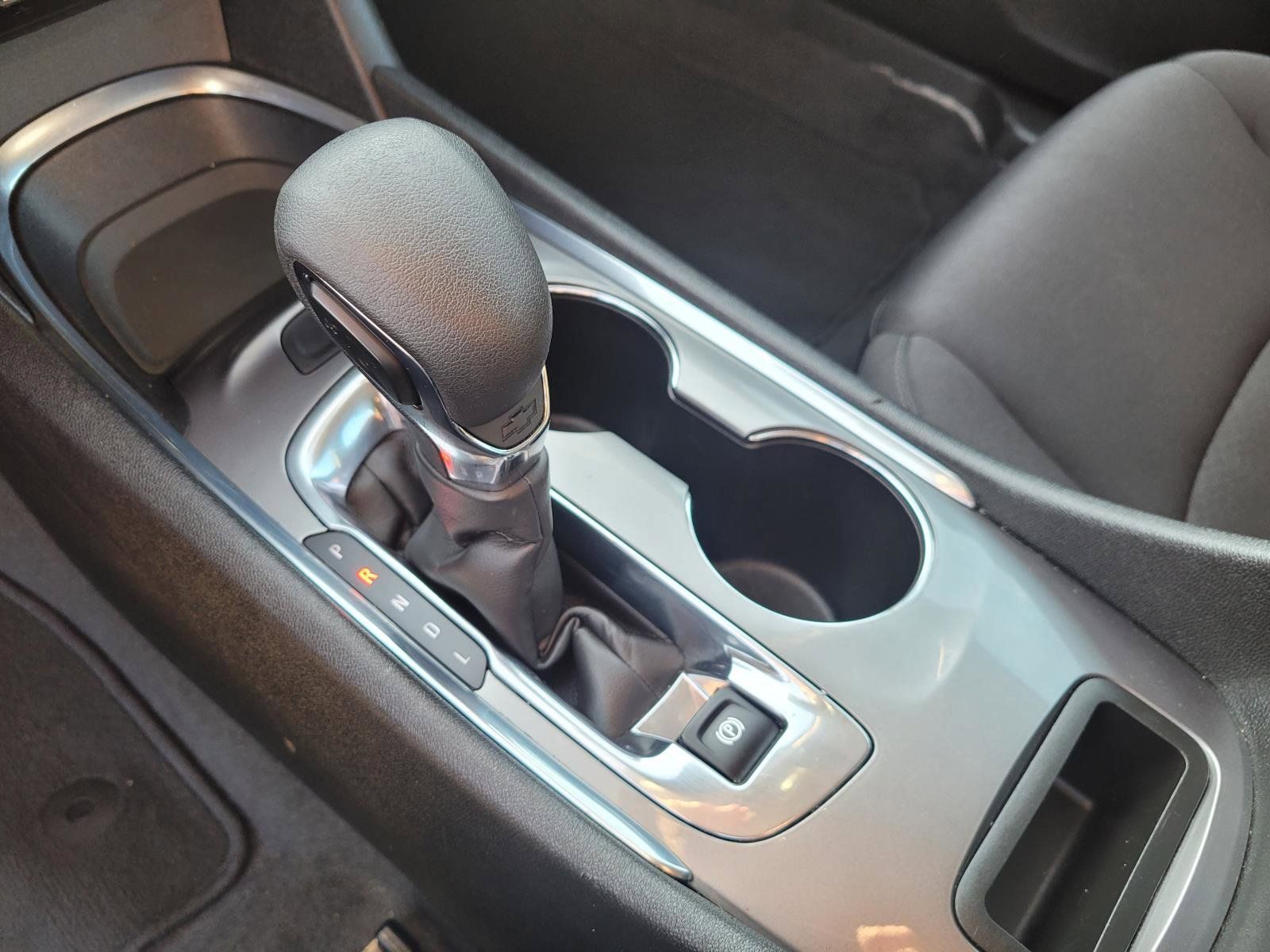 Used 2023 Chevrolet Malibu LT FWD image 23