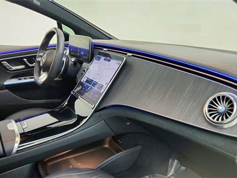 Used 2023 Mercedes-Benz EQE AMG 4MATIC Sedan image 21