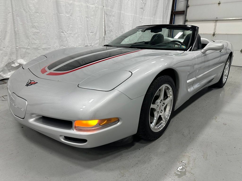 Used 2001 Chevrolet Corvette Convertible w/ Preferred Equipment Group2 RWD image 3