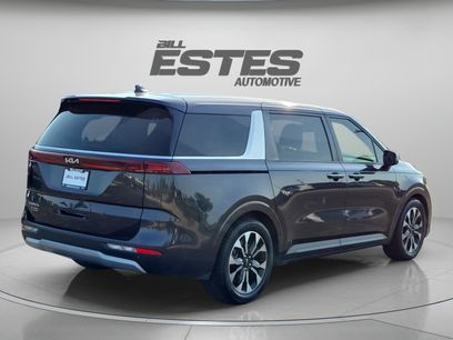 Used 2023 Kia Carnival EX