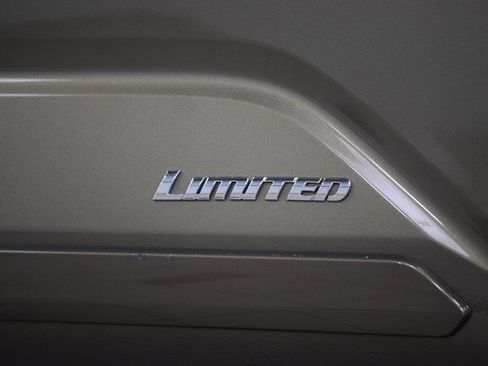 Used 2024 Toyota Tacoma Limited image 18