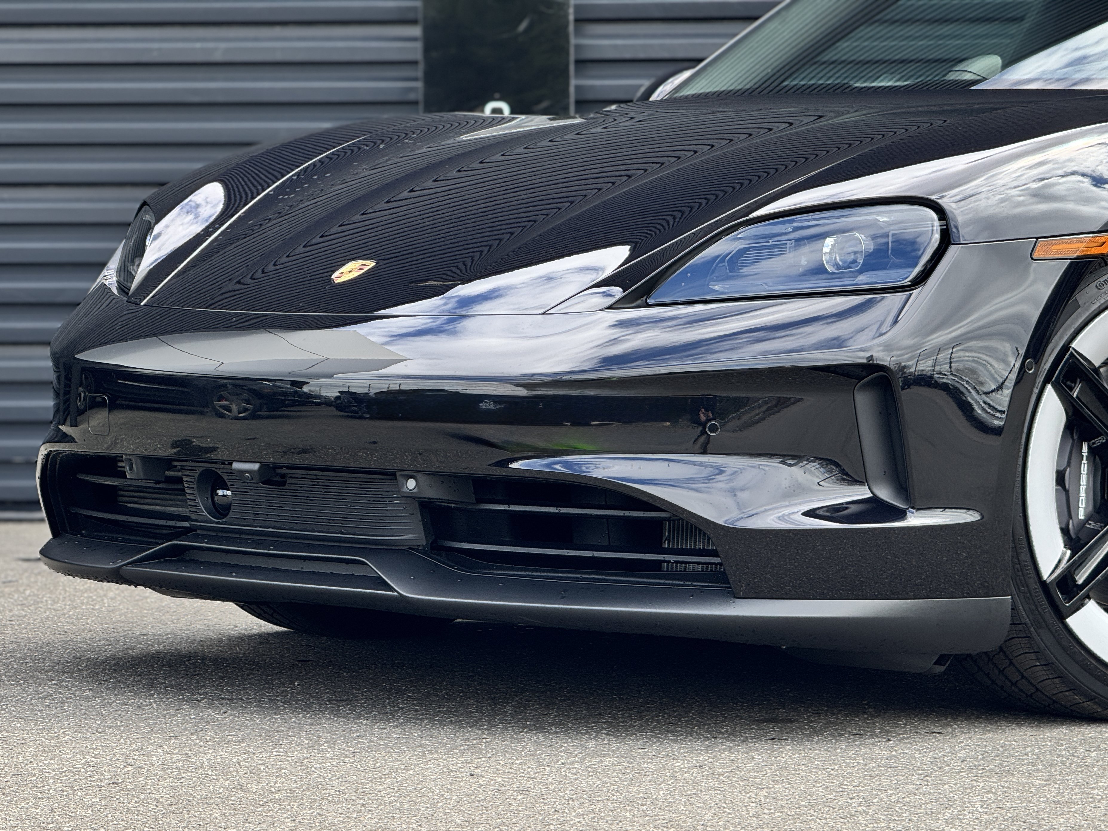 Used 2025 Porsche Taycan AWD/4WD image 15