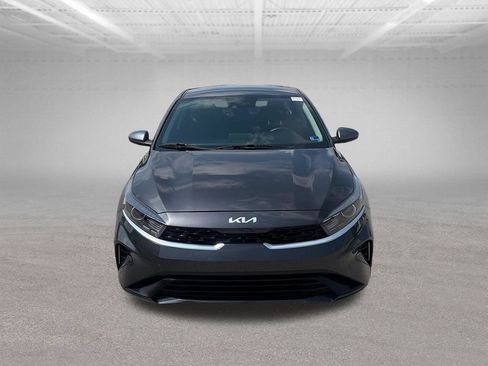 Used 2024 Kia Forte LXS FWD image 9
