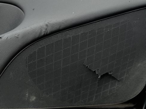 Used 2018 Tesla Model 3 Performance image 35