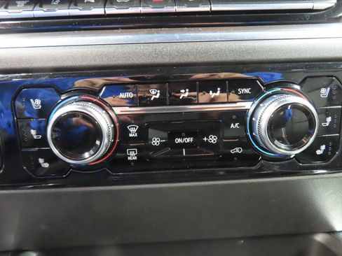 Used 2024 GMC Sierra 3500 SLT w/ SLT Premium Package image 53