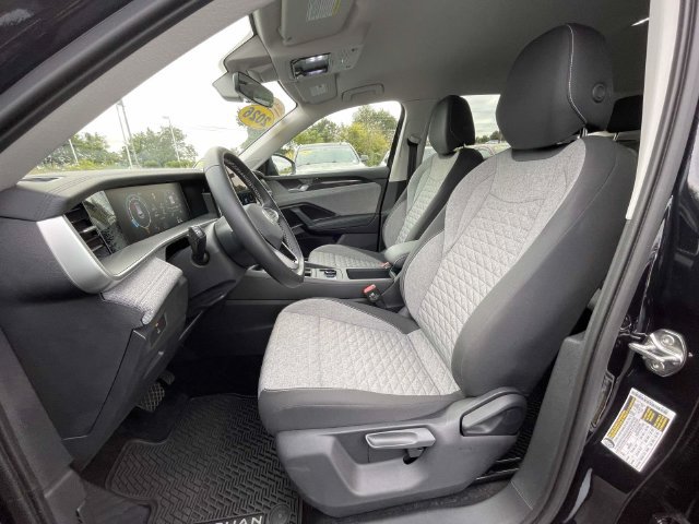 Certified 2026 Volkswagen Tiguan S FWD image 16