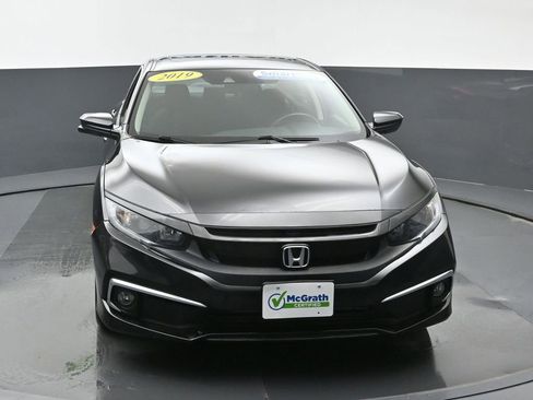 Used 2019 Honda Civic EX image 4