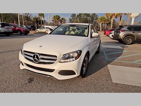Used 2016 Mercedes-Benz C 300 Sedan image 22