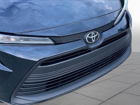 Used 2024 Toyota Corolla LE FWD image 29