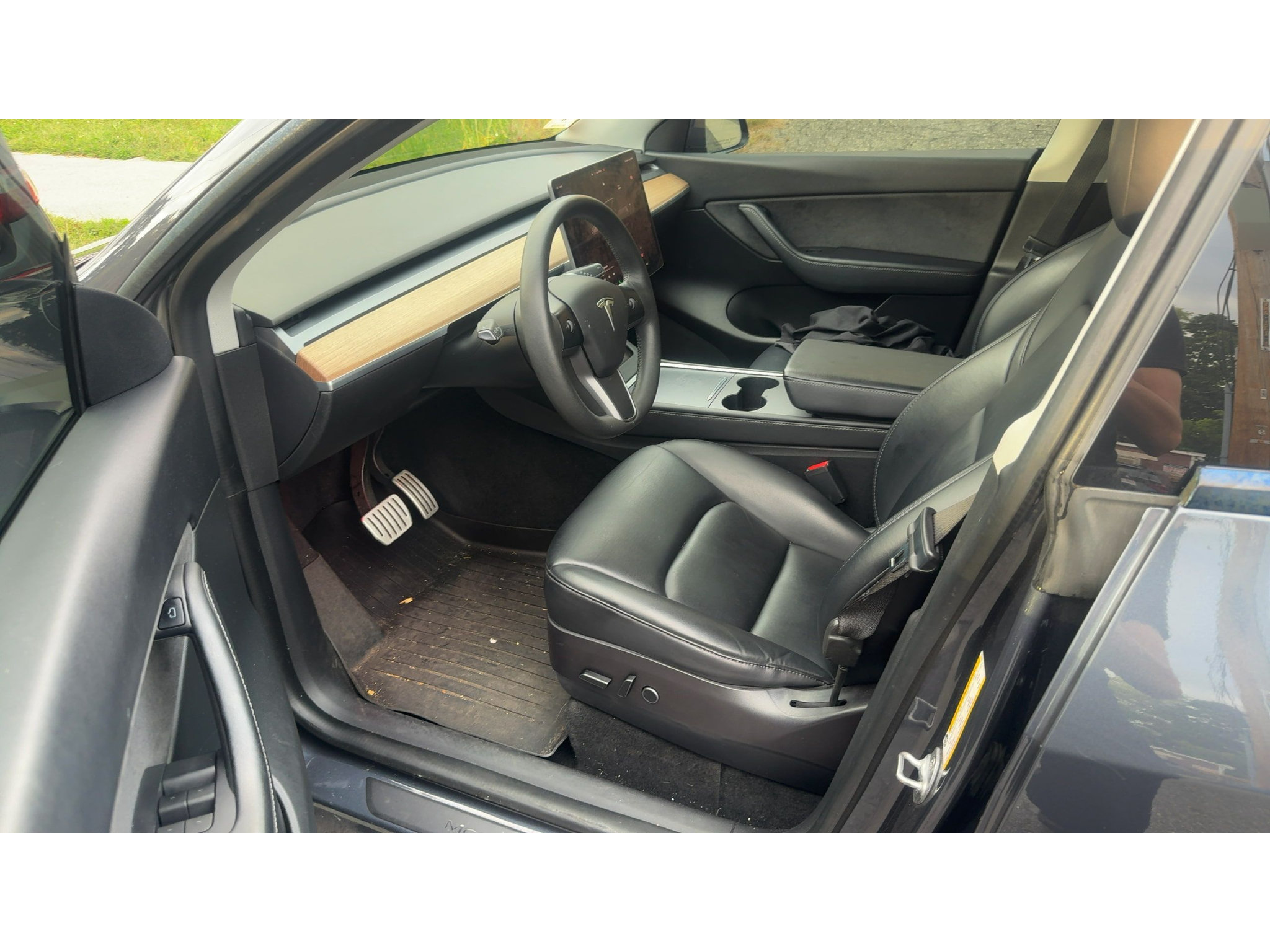 Used 2022 Tesla Model Y Performance AWD/4WD image 8
