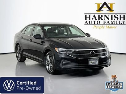 Certified 2022 Volkswagen Jetta SE w/ Panoramic Sunroof Package