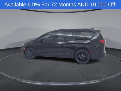 New 2026 Chrysler Pacifica Select w/ S Appearance Package FWD image 11