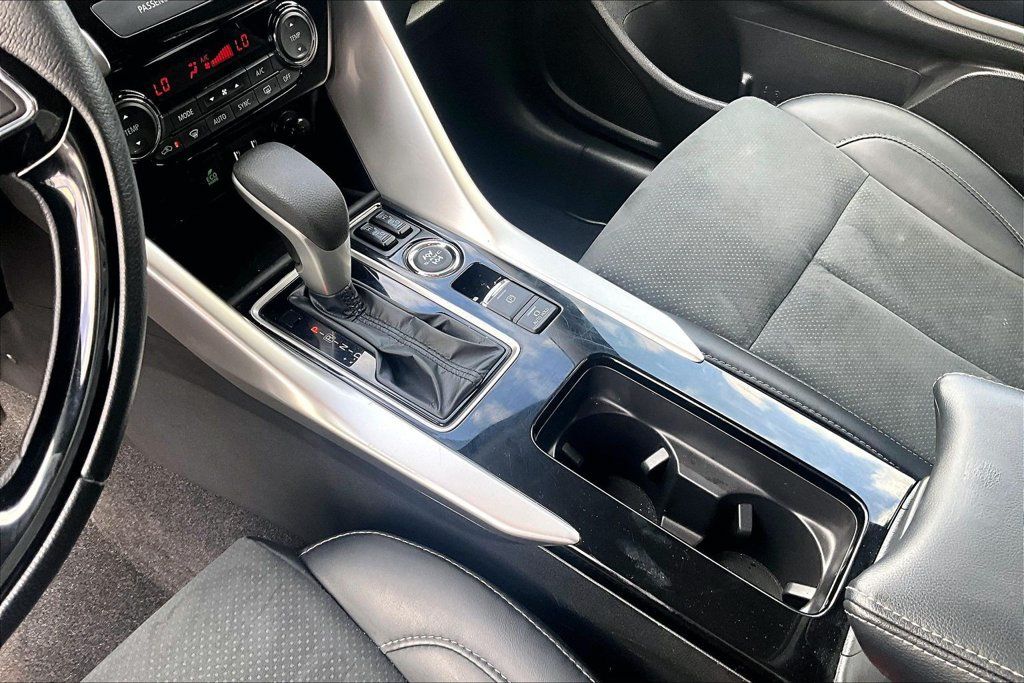 Used 2025 Mitsubishi Eclipse Cross SE AWD/4WD image 15