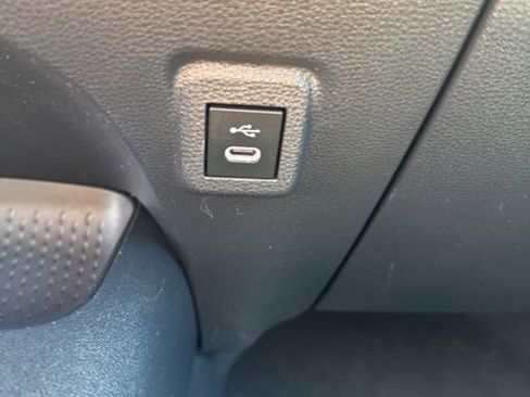 Used 2024 Toyota Corolla LE FWD image 30