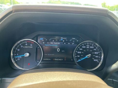Used 2019 Ford F350 Limited AWD/4WD image 12