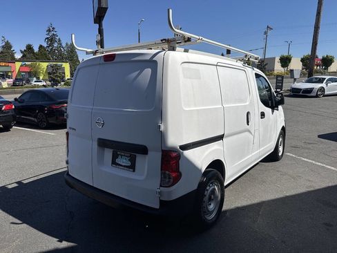 Used 2015 Nissan NV200 S w/ Cruise Control Package FWD image 7