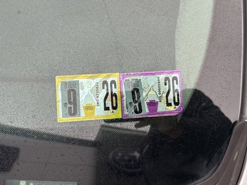 Used 2015 Chevrolet Impala LTZ image 9