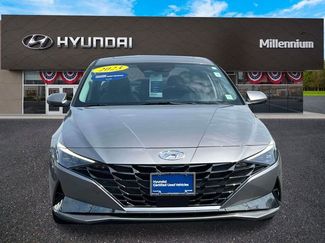 Certified 2023 Hyundai Elantra Limited FWD video 2
