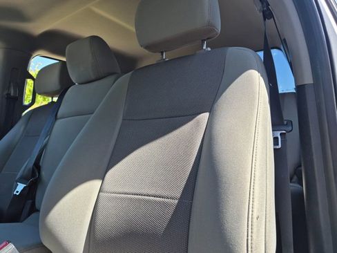 Used 2020 Ford F250 XL w/ Power Equipment Group image 9