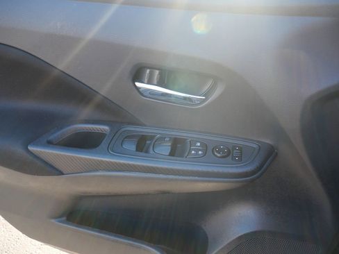 Used 2021 Nissan Versa SV image 13