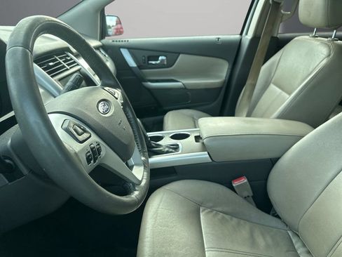 Used 2013 Ford Edge Limited FWD image 3