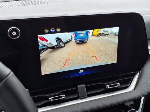 Used 2025 Chevrolet Equinox LT image 22