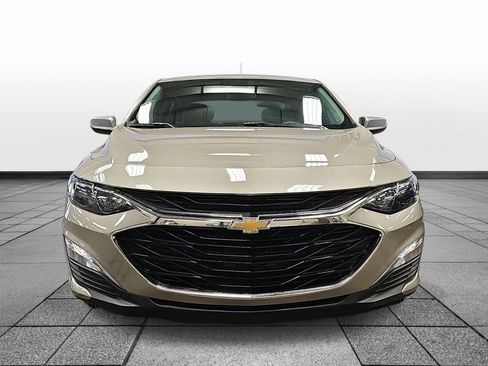 Used 2024 Chevrolet Malibu LS FWD image 2