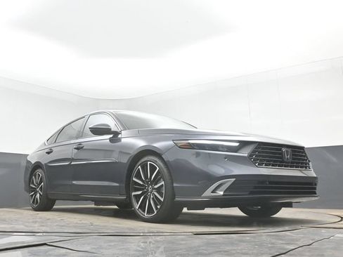 Used 2023 Honda Accord Touring image 42