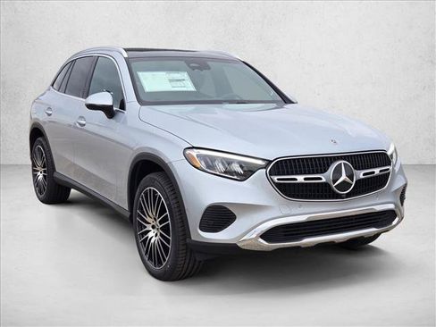 Certified 2026 Mercedes-Benz GLC 300 image 7