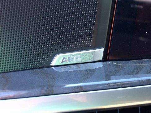 New 2025 Cadillac Escalade IQ Luxury 2 image 18