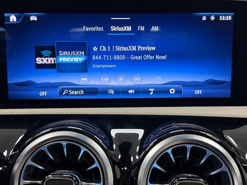 Used 2025 Mercedes-Benz CLA 250 image 33