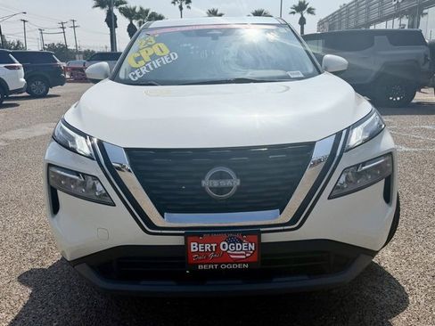 Certified 2023 Nissan Rogue SV image 2