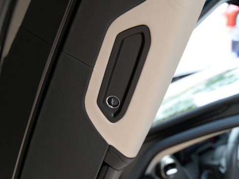 Used 2018 McLaren 720S Luxury RWD image 20