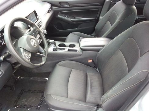 Used 2023 Nissan Altima 2.5 S image 13