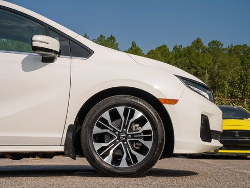 Used 2025 Honda Odyssey Elite image 9