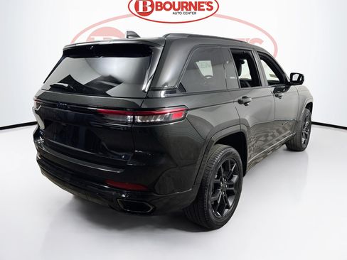 Used 2024 Jeep Grand Cherokee Limited 4xe AWD/4WD image 12