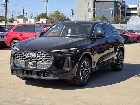 New 2025 Audi Q5 Prestige image 4