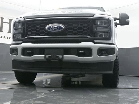 Used 2026 Ford F250 XL w/ STX Appearance Package image 4