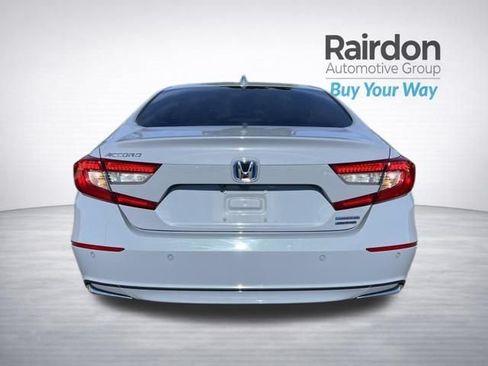Used 2021 Honda Accord Touring image 6