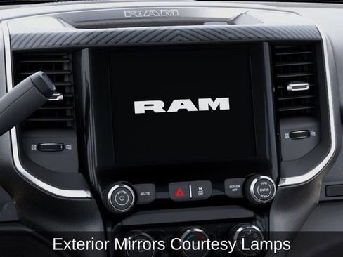 New 2026 RAM 2500 Big Horn AWD/4WD image 21