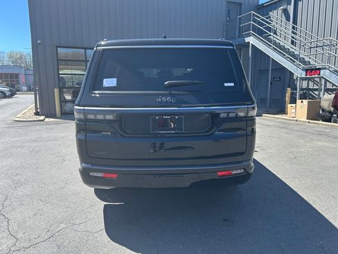 New 2026 Jeep Grand Wagoneer 4WD image 5