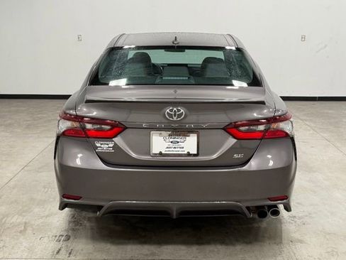 Used 2023 Toyota Camry SE image 10
